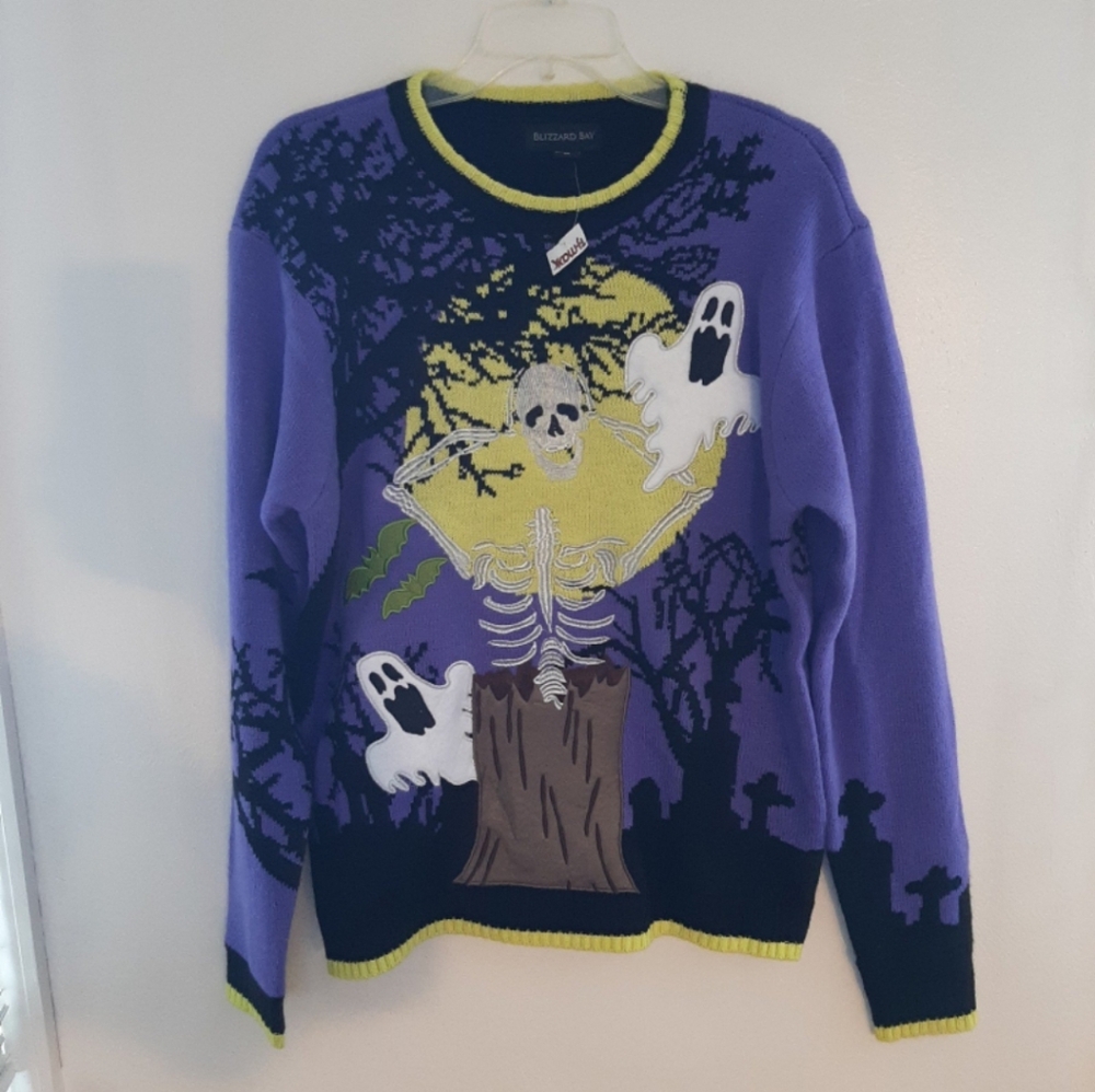 Nwt blizzard bay halloween skeleton ghost shirt sweater medium